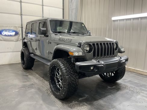 Used 2022 Jeep Wrangler Unlimited Sahara image 1