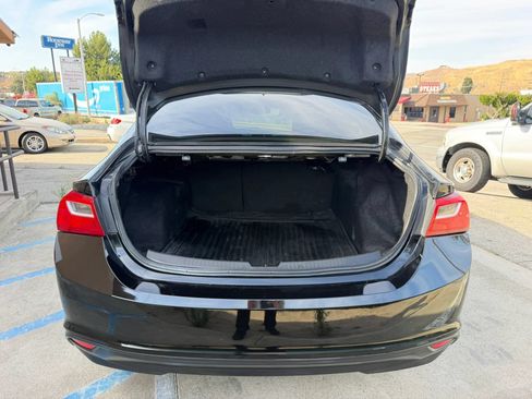 Used 2018 Chevrolet Malibu LS FWD image 23