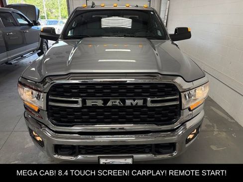 Used 2022 RAM 3500 Big Horn w/ Level C Equiment Group AWD/4WD image 3