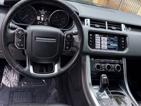 Used 2015 Land Rover Range Rover Sport HSE image 15