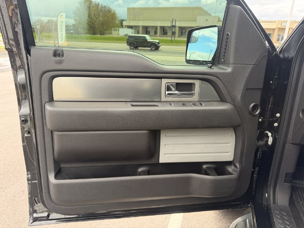 Used 2012 Ford F150 Raptor AWD/4WD image 17
