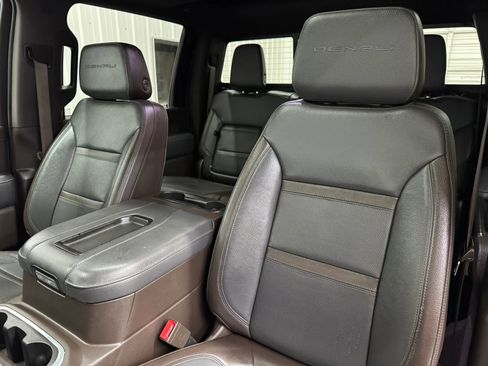 Used 2020 GMC Sierra 2500 Denali w/ Denali Ultimate Package AWD/4WD image 11