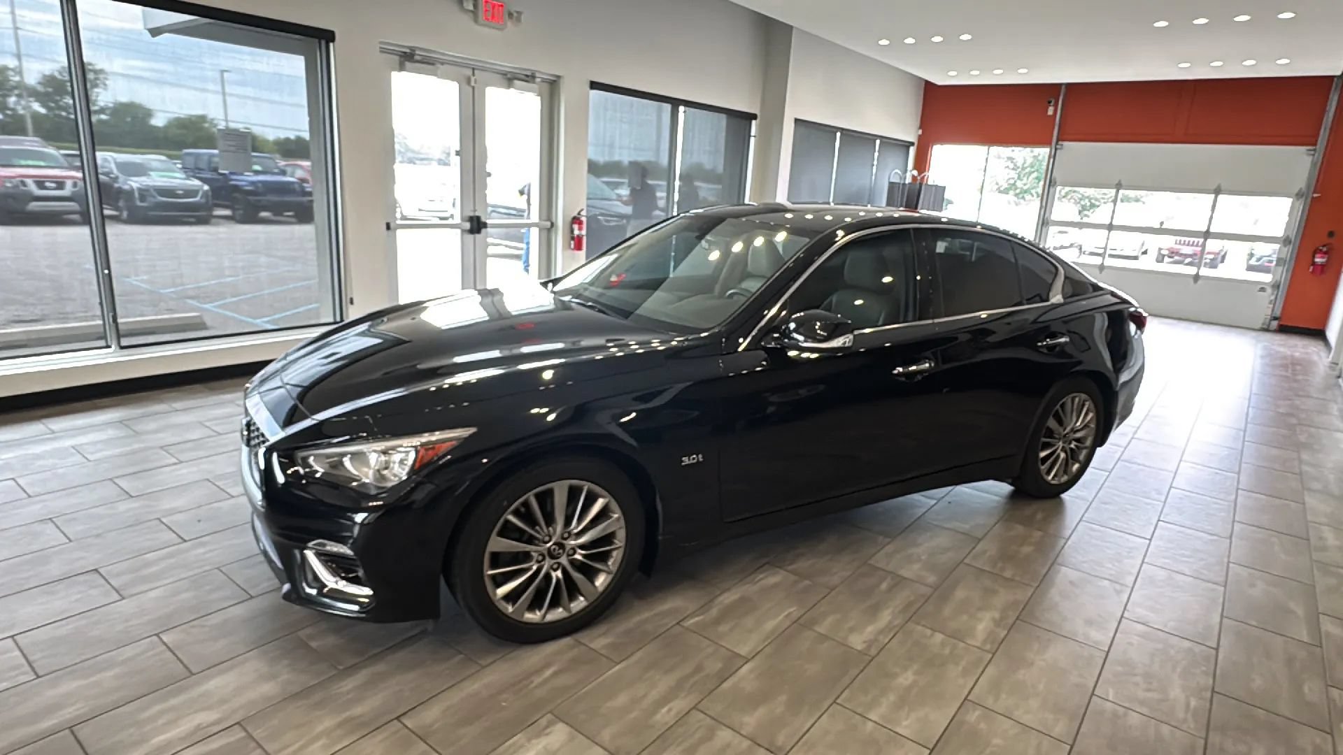 Used 2019 INFINITI Q50 Luxe w/ Cargo Package (L96) RWD image 9