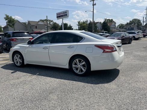 Used 2013 Nissan Altima 2.5 SV w/ 2.5SV Convenience Pkg image 34