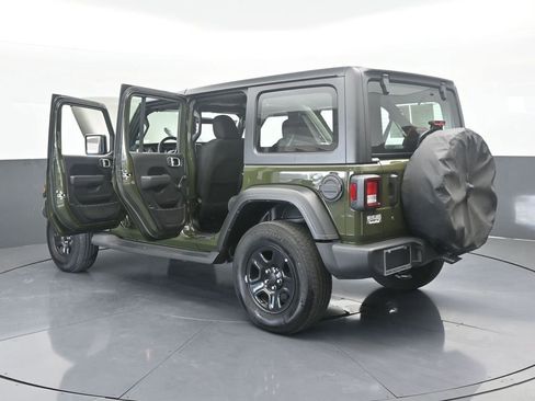 Used 2022 Jeep Wrangler Unlimited Sport image 77
