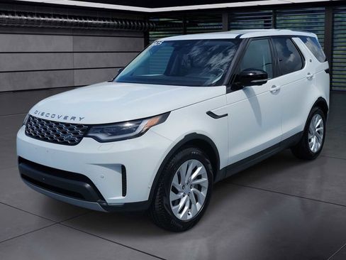 Used 2025 Land Rover Discovery S AWD/4WD image 1