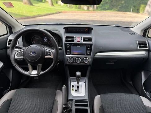 Used 2017 Subaru Crosstrek 2.0i Premium w/ Popular Package #2 AWD/4WD image 18