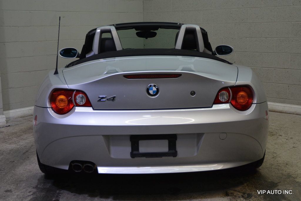 Used 2003 BMW Z4 3.0i RWD image 10