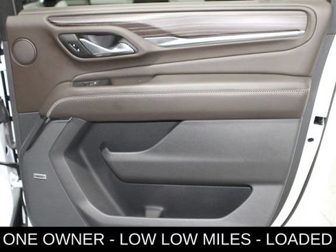 Used 2022 GMC Yukon XL Denali AWD/4WD image 27