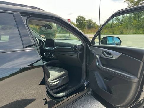 Used 2023 Chevrolet Blazer LT w/ Convenience Package AWD/4WD image 17