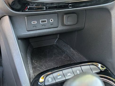 Used 2023 Buick Encore GX Preferred w/ Cold Weather Comfort Package image 26