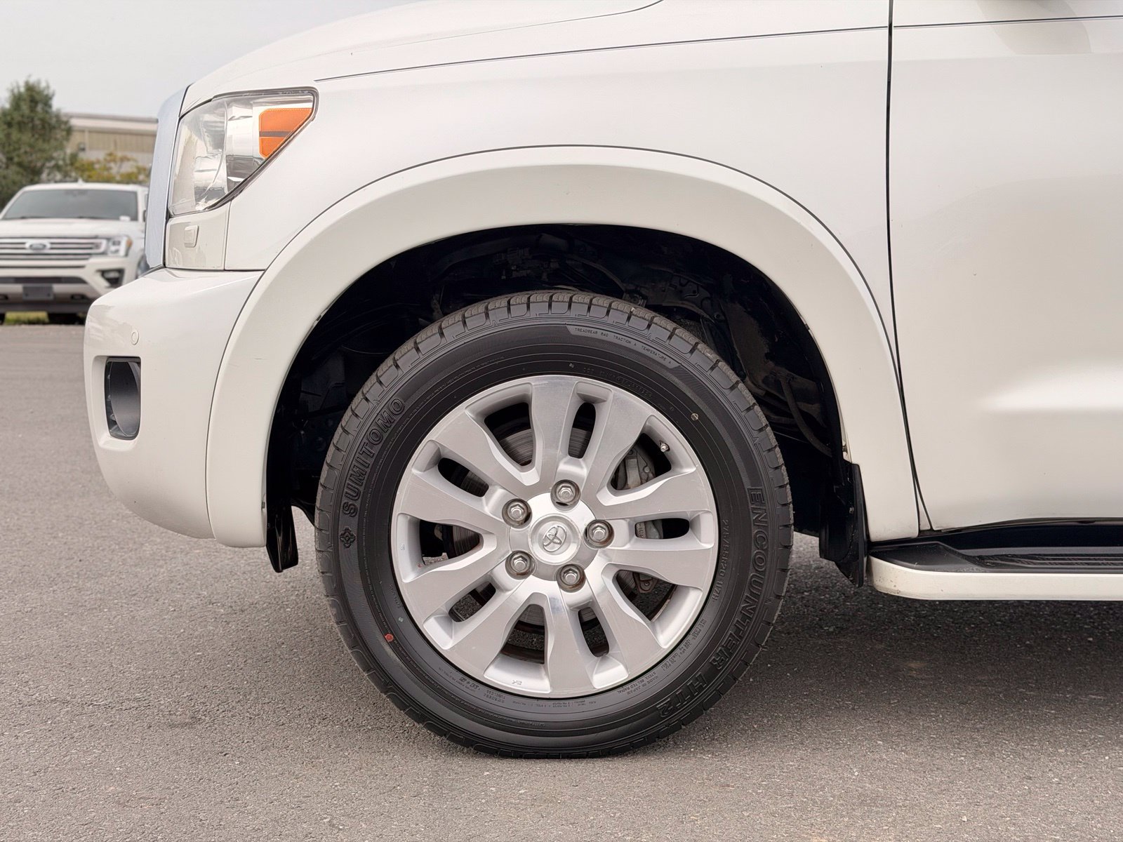 Used 2015 Toyota Sequoia Platinum RWD image 59