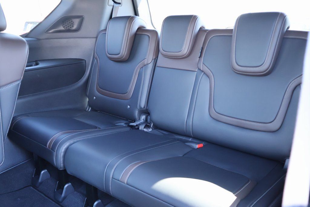 New 2026 Nissan Armada SL w/ Captain's Chari Seat Package RWD image 9