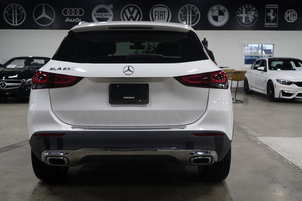 Used 2022 Mercedes-Benz GLA 250 w/ Premium Package Lite image 4