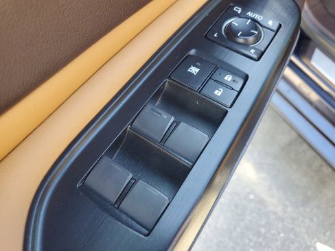 Used 2020 Lexus ES 350 w/ Premium Package FWD image 21