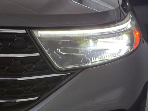 Used 2020 Ford Explorer XLT w/ Equipment Group 202A image 32