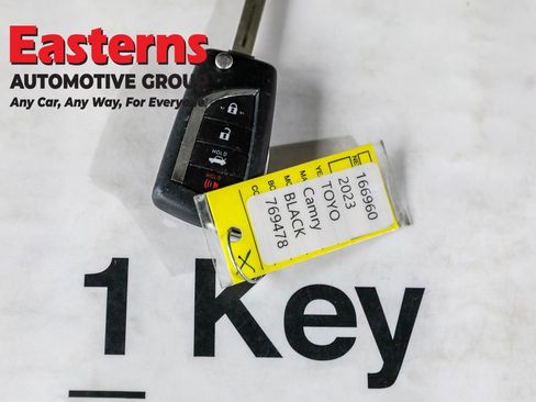 Used 2023 Toyota Camry SE image 23