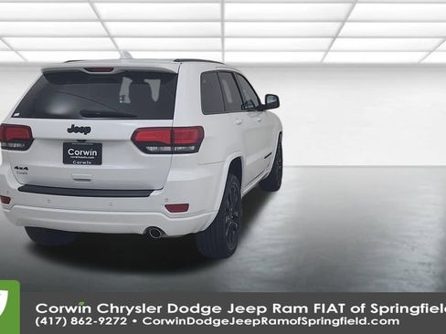 Used 2021 Jeep Grand Cherokee Laredo X image 13