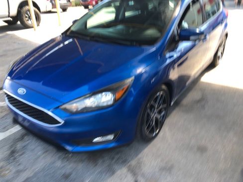 Used 2018 Ford Focus SEL image 3
