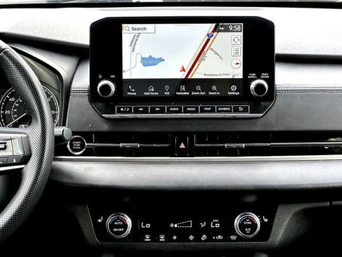 Used 2024 Mitsubishi Outlander SE Black Edition AWD/4WD image 30