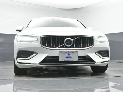Used 2023 Volvo S60 B5 Ultimate w/ Climate Package FWD image 11