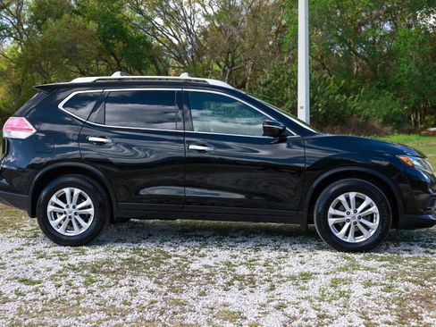 Used 2014 Nissan Rogue SV image 13