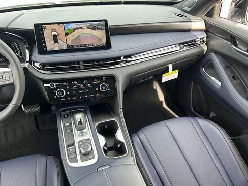 New 2026 INFINITI QX60 Sport AWD/4WD image 18