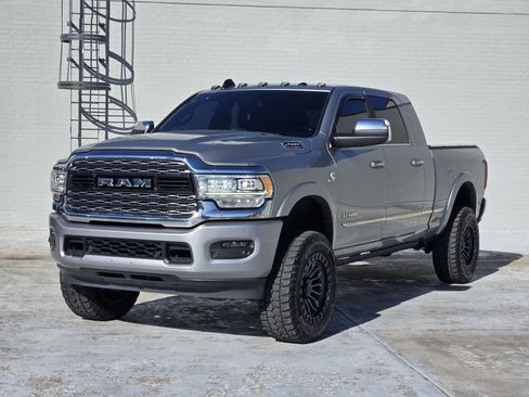 Used 2022 RAM 2500 Limited image 4