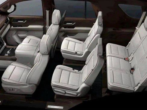 New 2026 GMC Yukon Denali w/ Denali Reserve Package AWD/4WD image 95