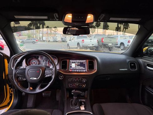 Used 2018 Dodge Charger R/T Scat Pack RWD image 27
