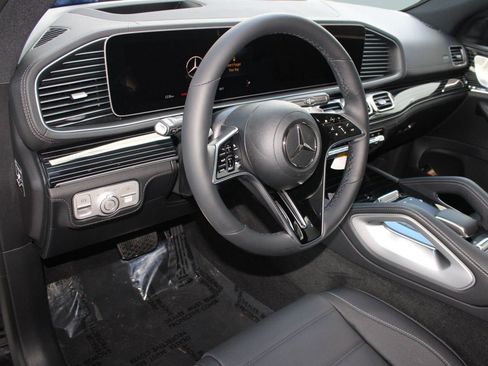 New 2026 Mercedes-Benz GLE 450 4MATIC Coupe image 4