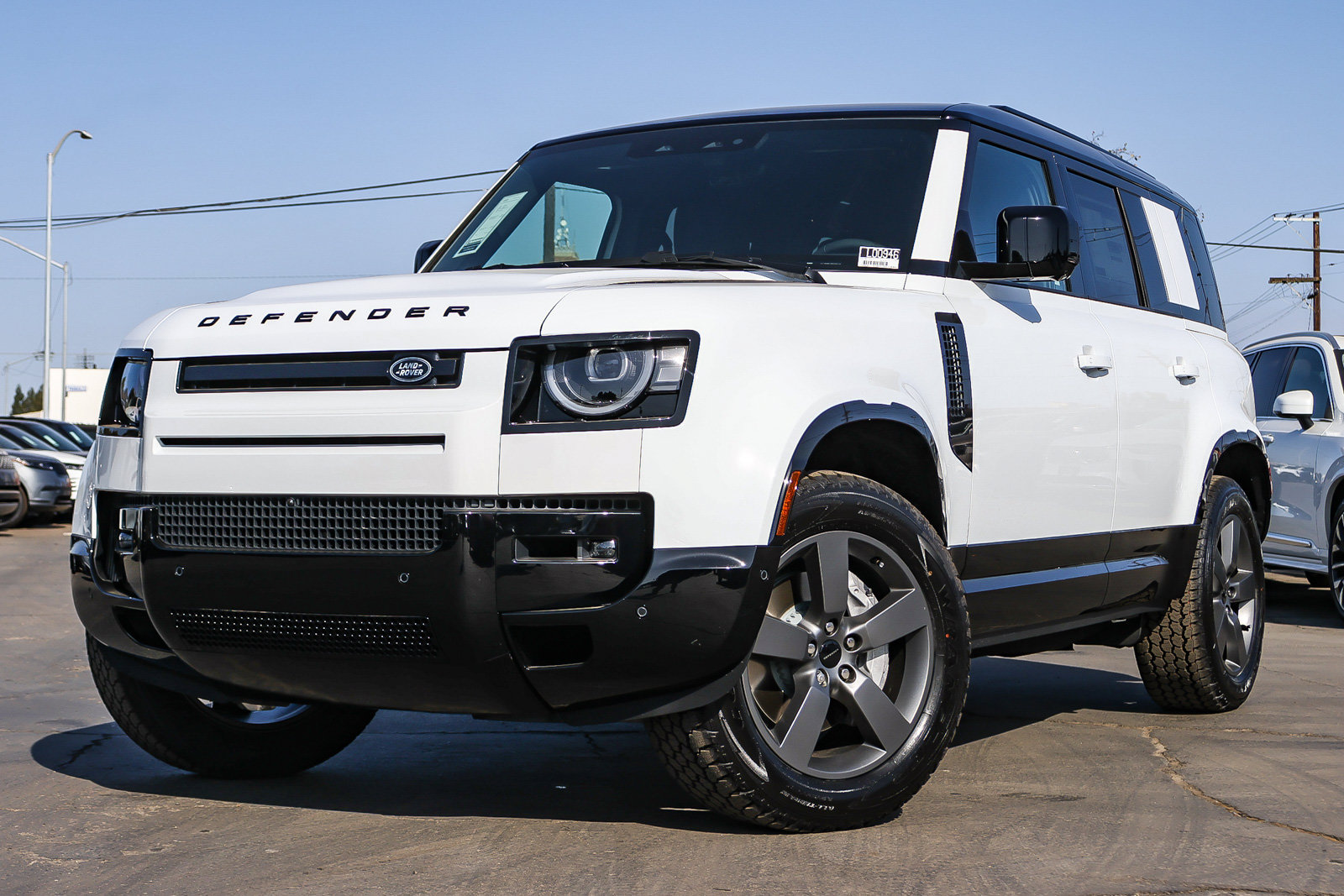New 2026 Land Rover Defender 110 X-Dynamic SE AWD/4WD image 1