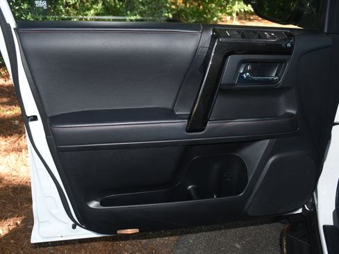 Used 2023 Toyota 4Runner TRD Off-Road image 9