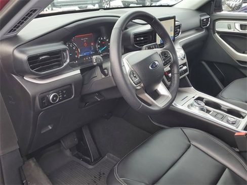 Certified 2024 Ford Explorer XLT w/ Equipment Group 202A image 12