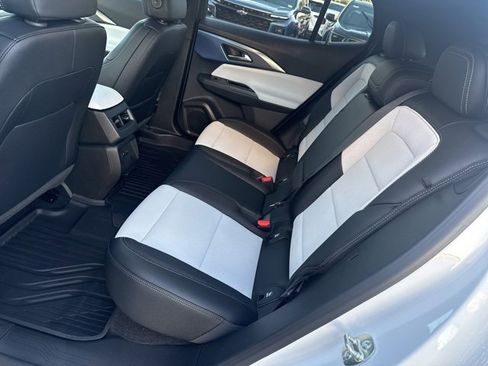 New 2026 Chevrolet Equinox EV LT w/ Convenience Package II image 22