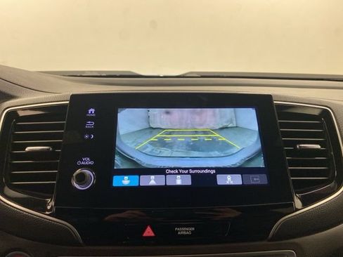 Certified 2025 Honda Passport TrailSport image 12