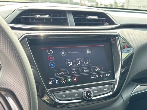 Used 2021 Chevrolet TrailBlazer LT w/ Convenience Package image 21