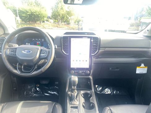 New 2025 Ford Ranger Lariat w/ FX4 Off-Road Package image 22