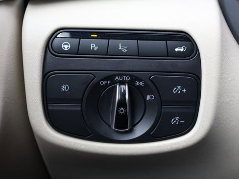 Used 2020 INFINITI QX50 Sensory w/ Proactive Package image 37