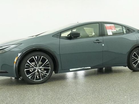 New 2026 Toyota Prius XLE FWD image 18