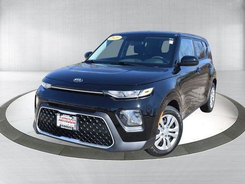 Used 2021 Kia Soul LX FWD image 1