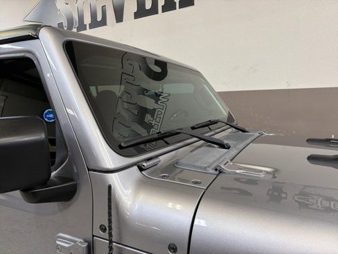 Used 2020 Jeep Wrangler Unlimited Sahara image 59