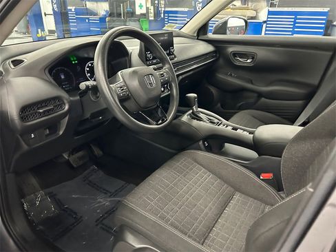 Certified 2023 Honda HR-V LX image 26