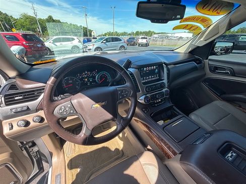 Used 2016 Chevrolet Suburban LTZ AWD/4WD image 14