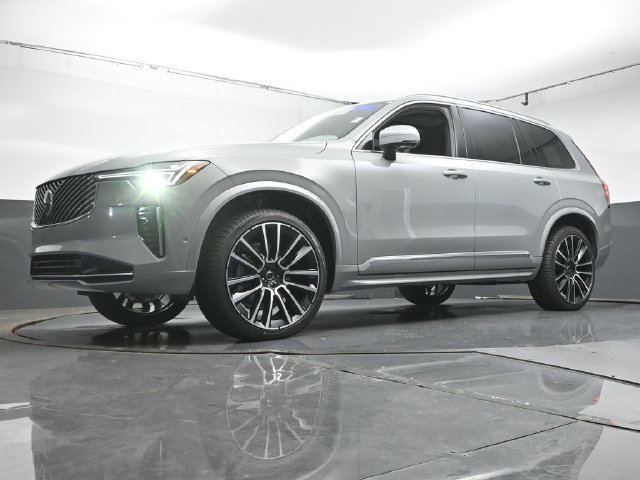 Used 2026 Volvo XC90 B6 Plus w/ Protection Package Premier AWD/4WD image 36