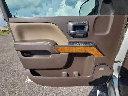 Used 2018 GMC Sierra 1500 SLT AWD/4WD image 17