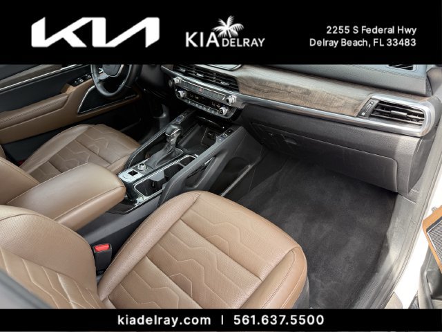 Certified 2022 Kia Telluride SX w/ SX Prestige Package AWD/4WD image 11