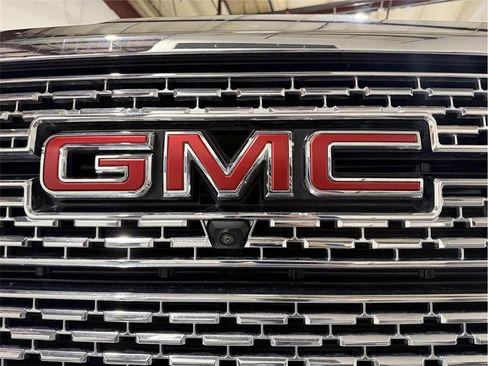Used 2022 GMC Sierra 3500 Denali image 10