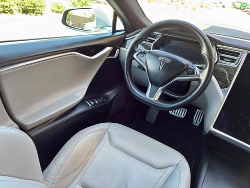 Used 2016 Tesla Model S 90D AWD/4WD image 16