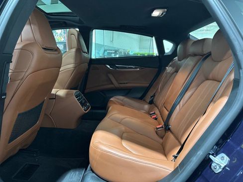 Used 2018 Maserati Quattroporte S GranSport RWD image 45